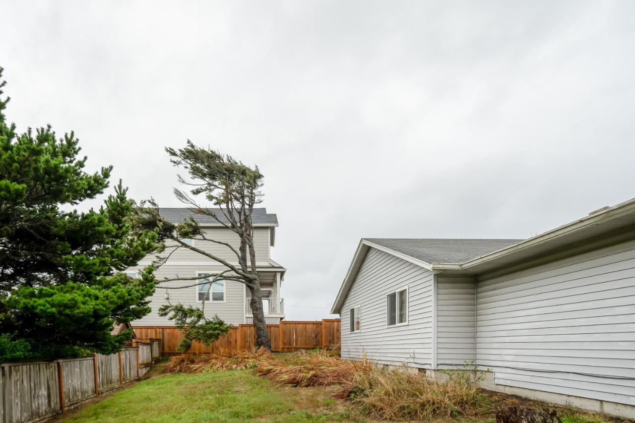 Captain Bill'S Beachhouse Lincoln City Exterior foto